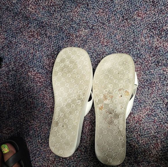 Franco Sarto White Janey Platform Flip Flop Sandal. Size 11. - Picture 3 of 11